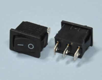 Keinuvipukytkin 6A 1xON-ON musta