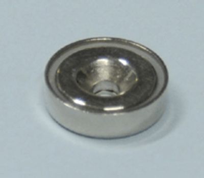 Kestomagneetti kiinnitysreiällä Neodymium N38 16x4,5mm