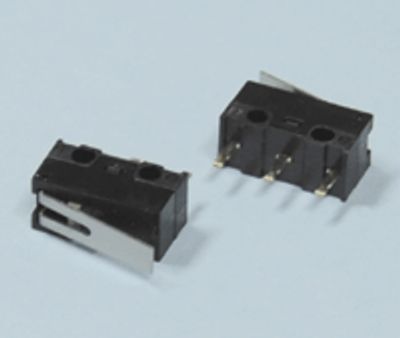 Rajakytkin vivulla piirilevylle 3A 125Vac