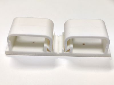 Kaapelikiinnike 23x15mm tarrakiinnitys 2-osainen