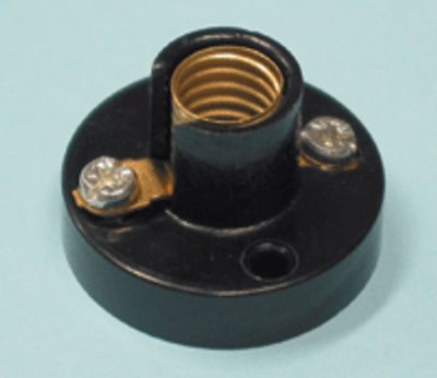 Lampunkanta kiinnitysjalustalla E-10