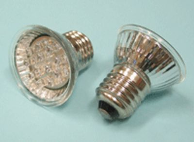 LED-lamppu E27 230Vac 4,6W kylmä valkoinen