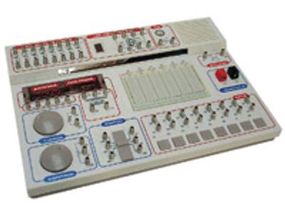 Elektroniikan kokeilusarja 300 kytkentää