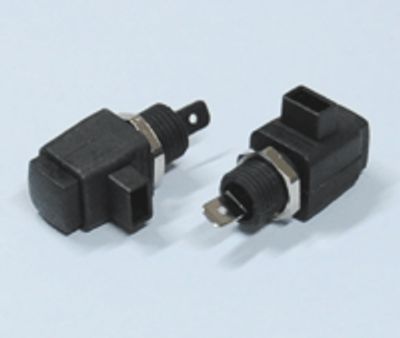 Johdinpikaliitäntä 16A musta