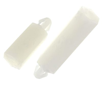 Piirilevykiinnike 10mm/M3 valkoinen