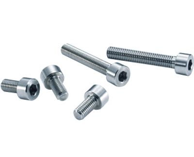 Koneruuvi kuusiokolokanta M4x8mm 100kpl/pkk