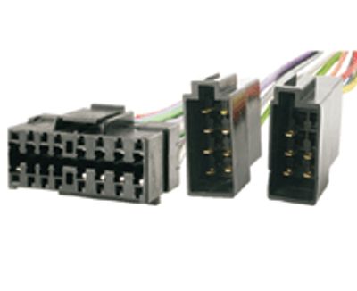 ISO-liitäntäjohto JVC-soittimille *