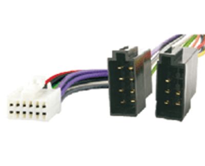 ISO-liitäntäjohto PANASONIC-soittimille *