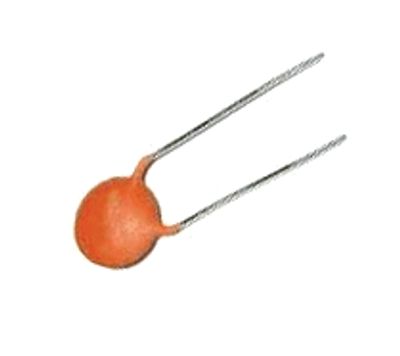 Keraaminen kondensaattori 820pF 100Vdc R-5