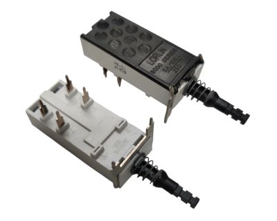 Painike piirilevylle 2xOFF-ON 5A 250V *