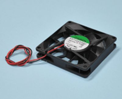 DC-laitetuuletin 80x80x15mm 12Vdc