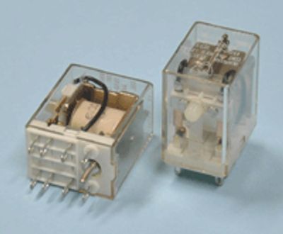 Tehorele 2-vaihtokosketinta 6Vdc 5A Tehorele 2-vaihtokosketinta 6Vdc 5A