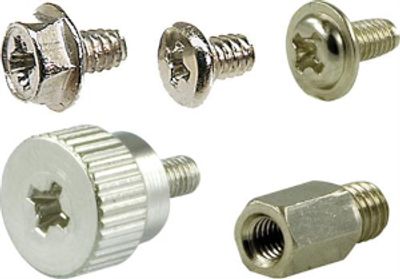 Tietokoneen ruuvi-/kiinnikesarja