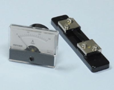 Paneelimittari 60,5x47mm 30Adc ulkoisella shuntilla