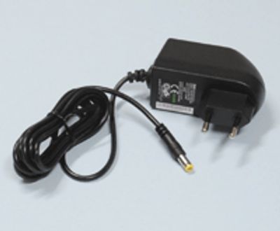 Hakkuriteholähde 7,5Vdc 2,4A 18W