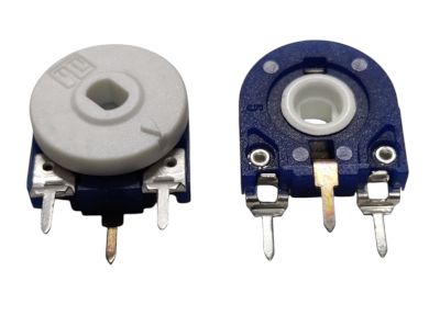 Hiilitrimmeripotentiometri pystymalli 10x5mm 2,2kohm *