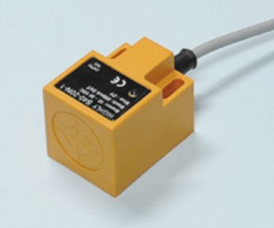 Induktiivinen anturi kaapelilla PNP 10-30Vdc avautuva 20mm *