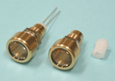 Asennuskaluste linssillä 5mm LEDille, kullattu metalli Asennuskaluste linssillä 5mm LEDille, kullattu metalli